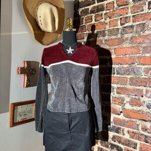 burgundy + charcoal ribbed knit top